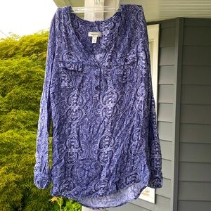 Dress barn long sleeve blouse, 1x.